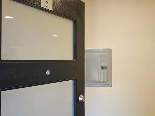 296 - 2483 Middlefield, 2483 Middlefield Rd APT 3, Redwood City, CA 94063