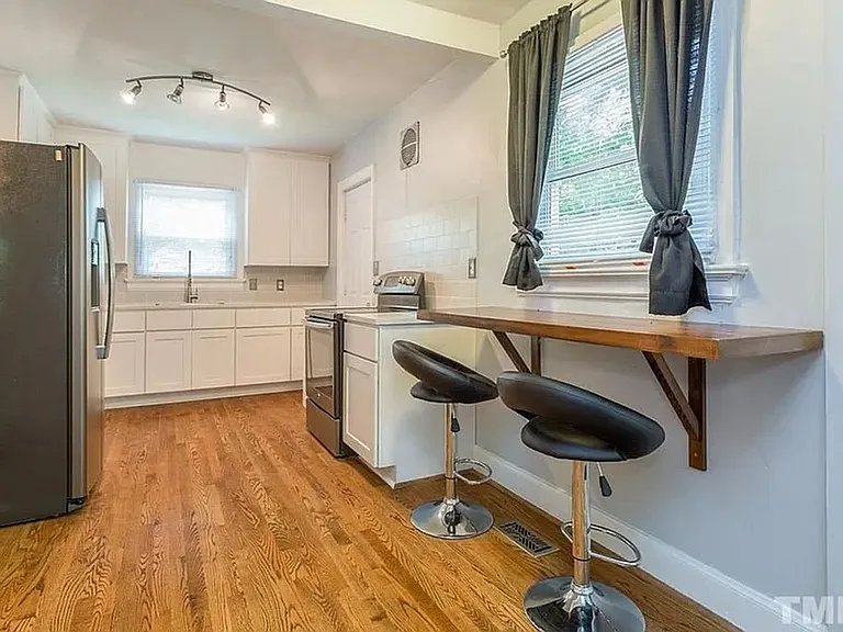 2602 Wayland Dr — Photo 8