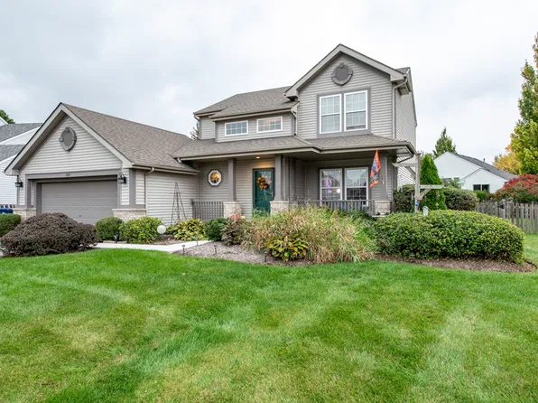 821 Woodhill Ct, Lake Villa, IL 60046