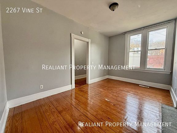 4th image of 2267 Vine St
