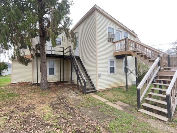 111 S Dicks St #1/2