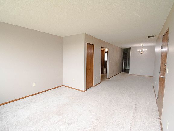 4th image of 1720-1722 41st St NW #4