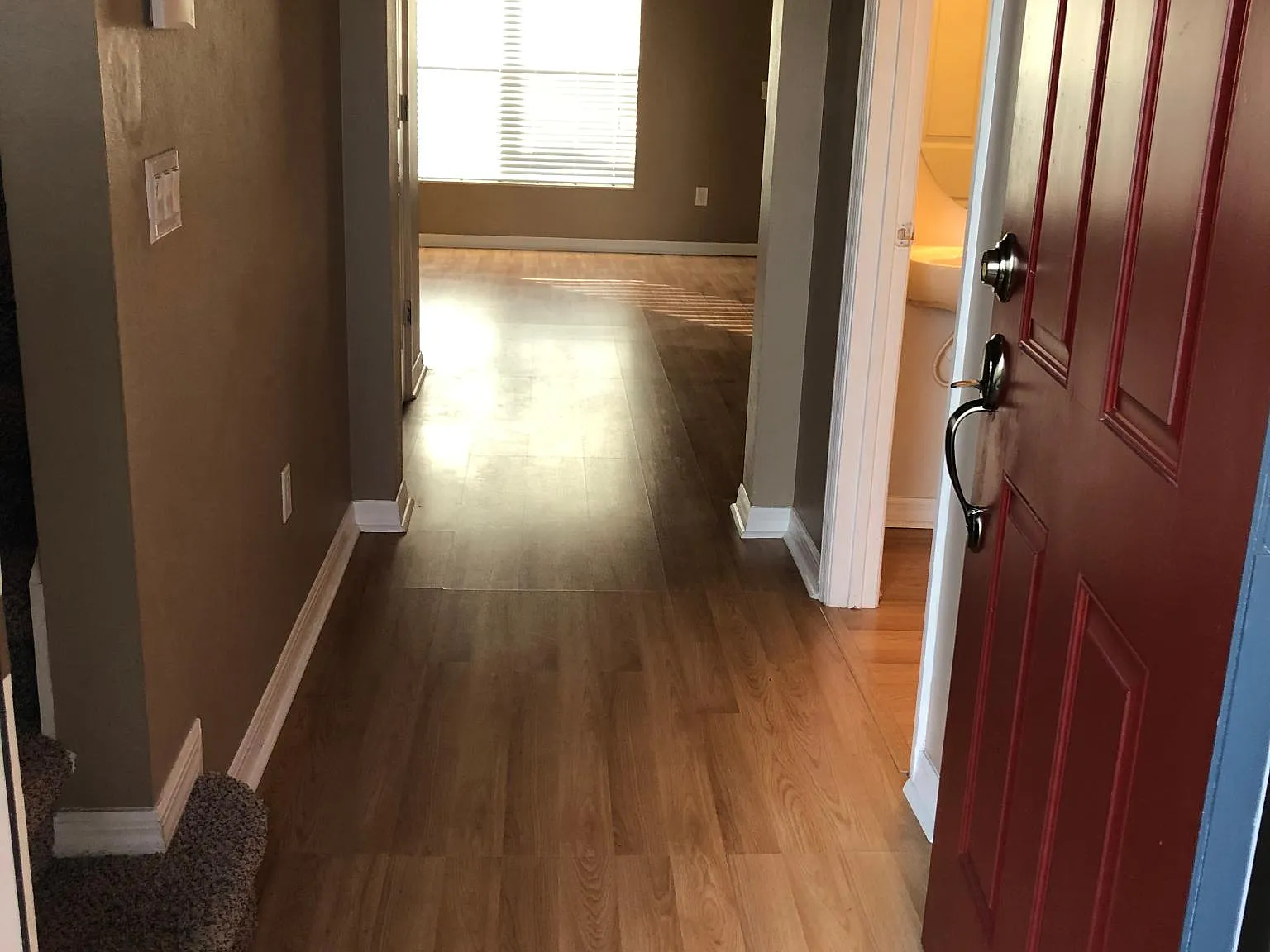 2 bed, 2.5 bath, 1152 sqft, $1,800 — Photo 3