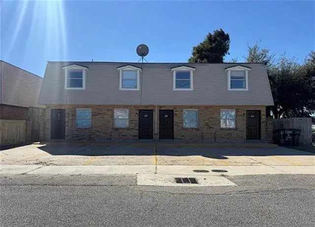 8401 Livingston Ave #D — Photo 13
