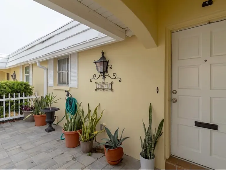 5888 Driftwood Pl — Photo 10