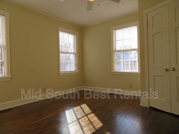 5th image of 1075 N Belvedere Blvd