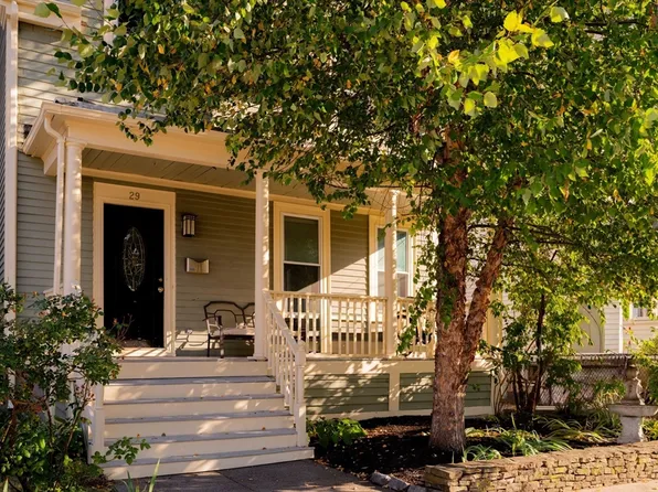 29 Hopedale St, Allston, MA 02134