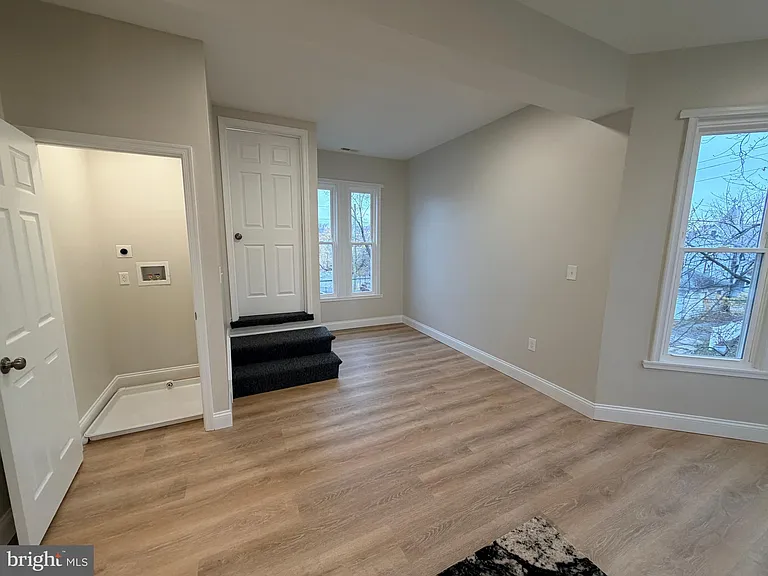 3 E Overlea Ave #3 — Photo 17
