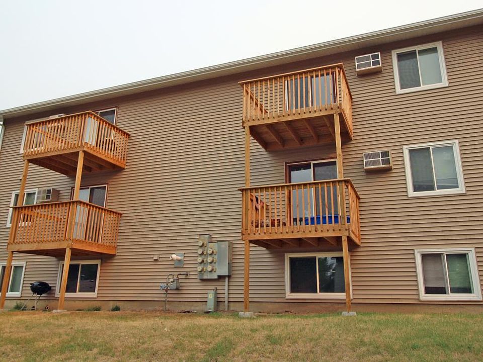 2nd image of 1305 16th Ave NW APT F