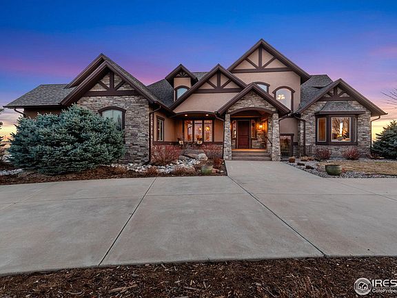 2nd image of 507 Ventana Way