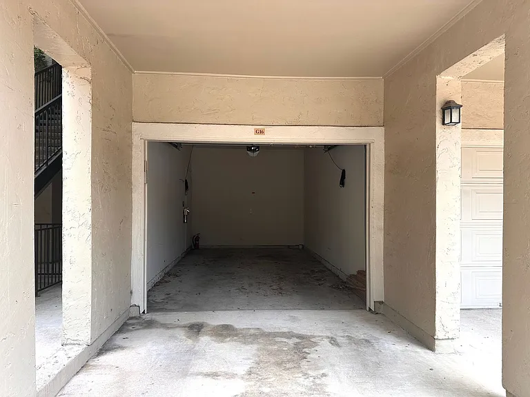 9525 N Capital Of Texas Hwy #232 — Photo 26