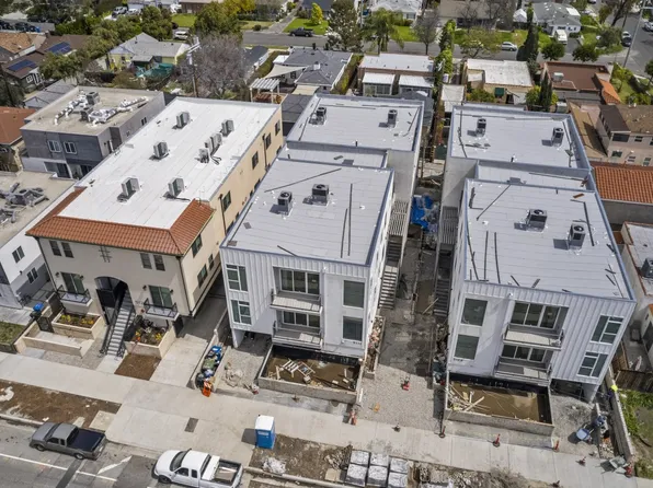 5112 Cahuenga Blvd, North Hollywood, CA 91601