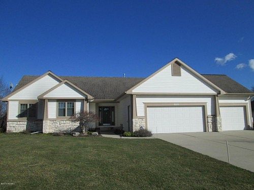 1st image of 5211 S Silverstone Dr NE
