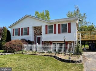 16 Butternut Ln, Hanover, PA 17331
