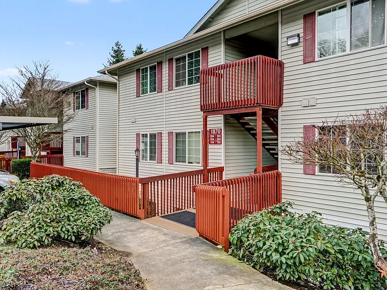 The Apartments at Cinnamon Lakes — Photo 6