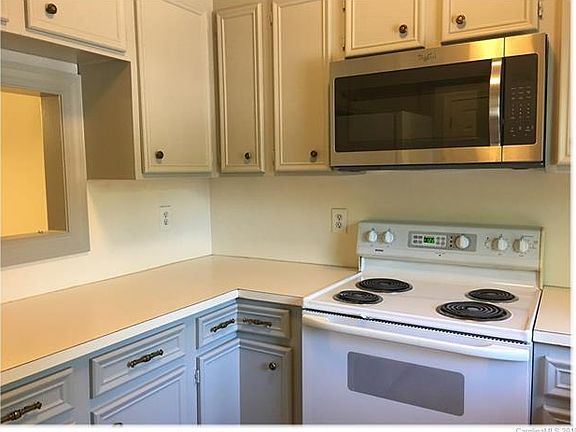 3rd image of 201 Ramsey Ct