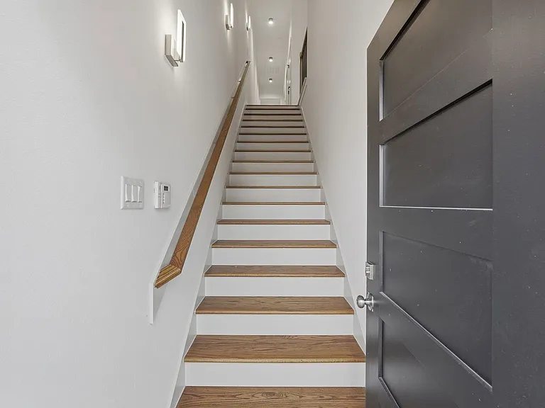 9819 Turnbow St #D — Photo 5