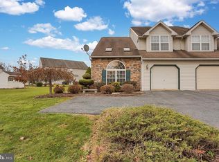 404 S Hull St, Reading, PA 19608