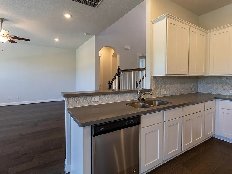 19337 Pilton Dr — Photo 18