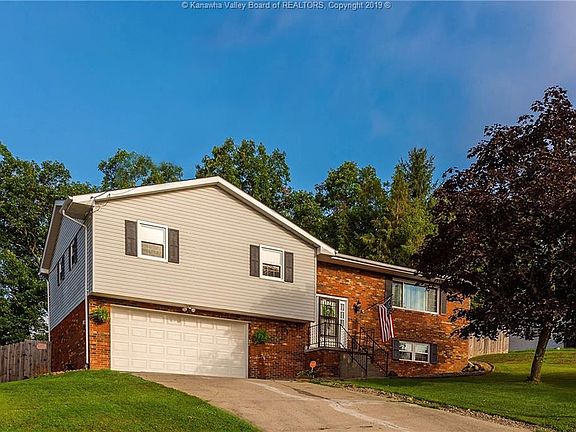 3rd image of 1501 Lyndale Dr