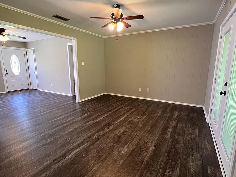 416 Pecan Blvd — Photo 3