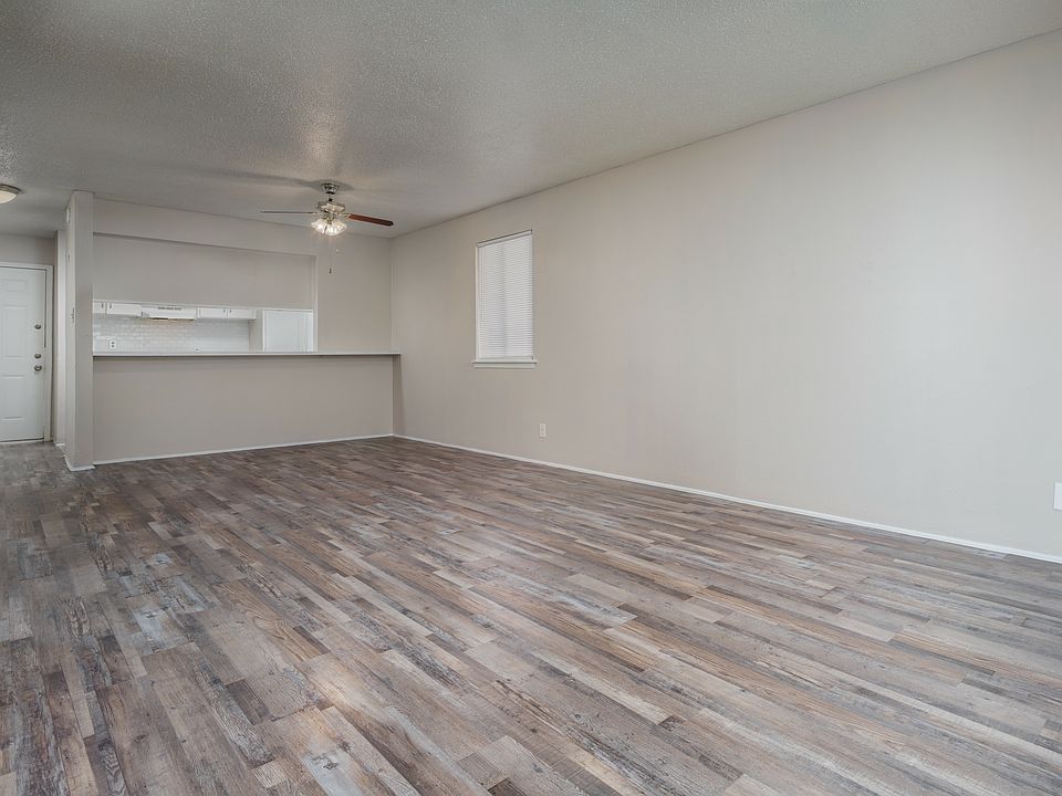 1st image of 3102 Hillcrest Dr #9B