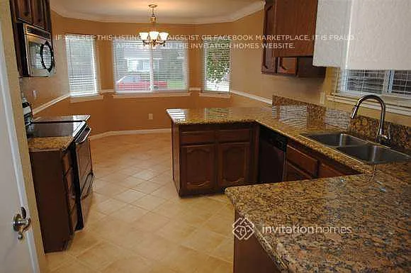 3961 Running Bear Way — Photo 4
