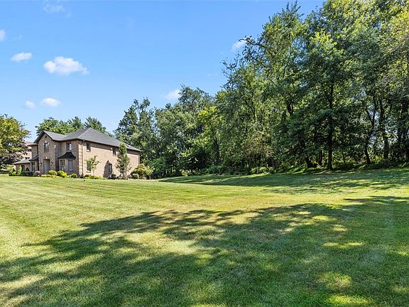 5th image of 4566 Dogwood Dr