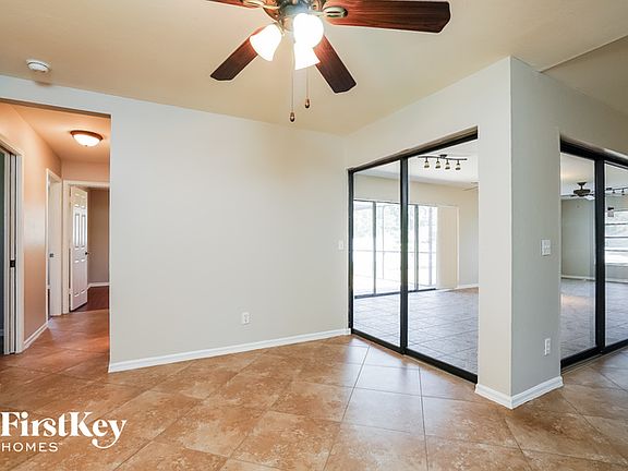4th image of 9163 Cypress Dr N