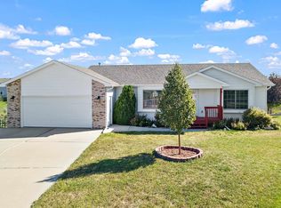 100 Lambeau Ct, Rapid City, SD 57701