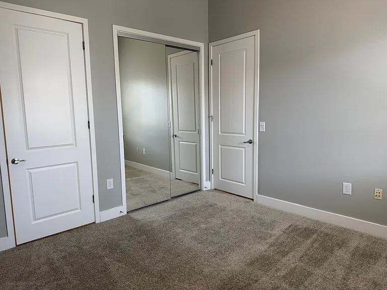 Axis 2300 Apartments — Photo 131