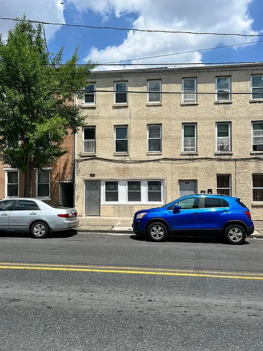 605 N Front St #1 Photo 1