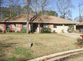 9802 Hearthside Cir, Shreveport, LA 71118