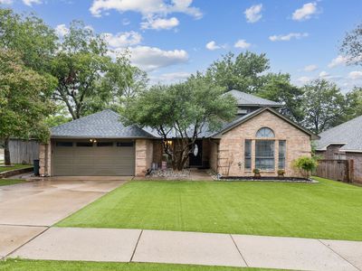2401 Whitney Ln, Grapevine, TX, 76051
