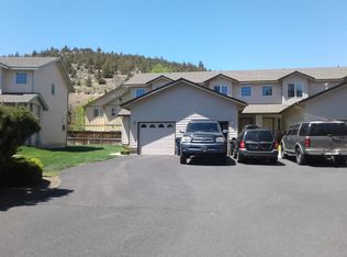 1944 NE Sams Loop APT 4, Bend, OR 97701