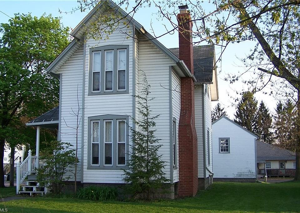 1st image of 16039 E High St