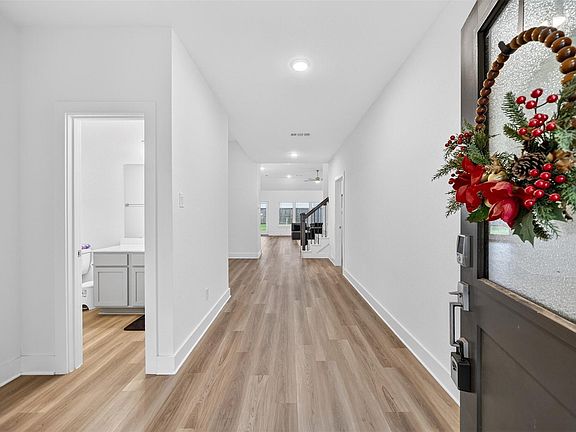 5th image of 8603 Pier Cove Dr