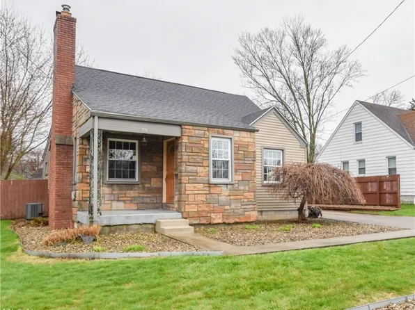 59 Renwick Dr, Poland, OH 44514