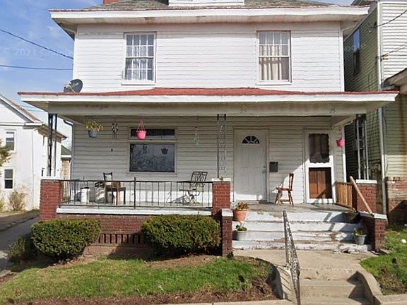 3rd image of 20 Lawn Ave