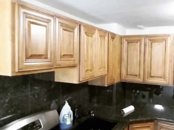 646 East 91st Street image 5 of 6