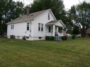 304 Front St, Waterloo, IL 62298