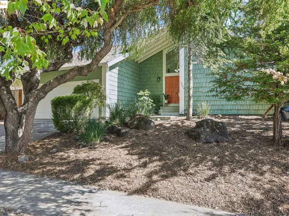 5224 Piedmont Dr, Santa Rosa, CA 95409