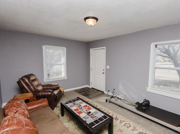 wichita-kansas-443167402 picture