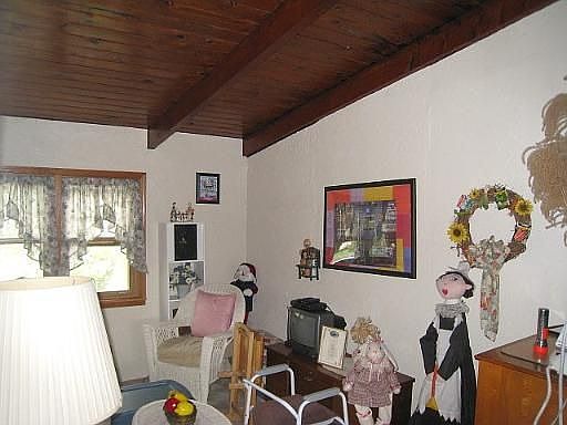 4th image of 614 W Lorraine Ave