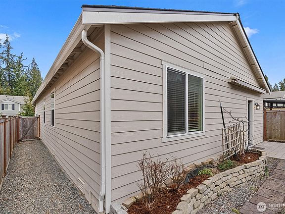 5th image of 8616 58th Street NE