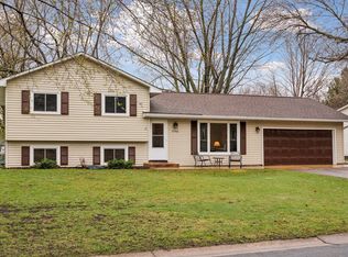 9793 102nd Ave N, Maple Grove, MN 55369