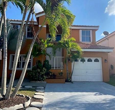 2nd image of 7520 Viscaya Cir