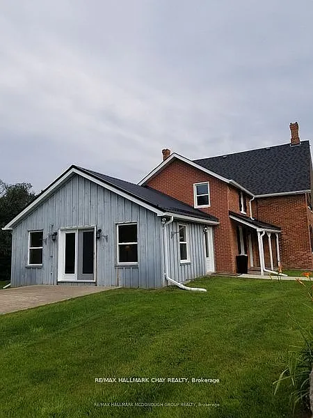 5 bed, $2,950 — Photo 2