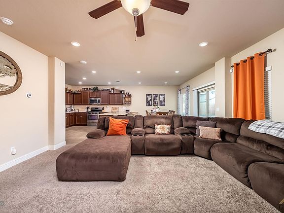 5th image of 9105 Red Pine Dr
