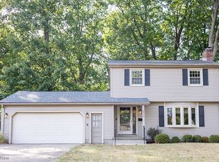 6278 Appleridge Dr, Youngstown, OH 44512
